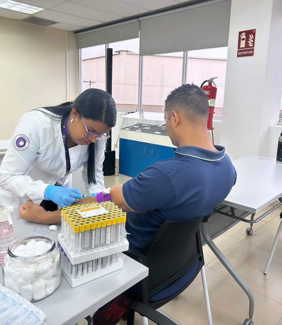 Actividad en feria de salud 13